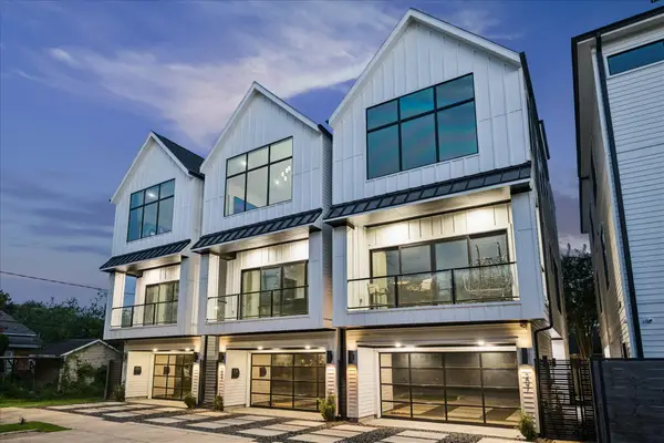 209 W 10th 1/2 Street, Houston, TX 77008