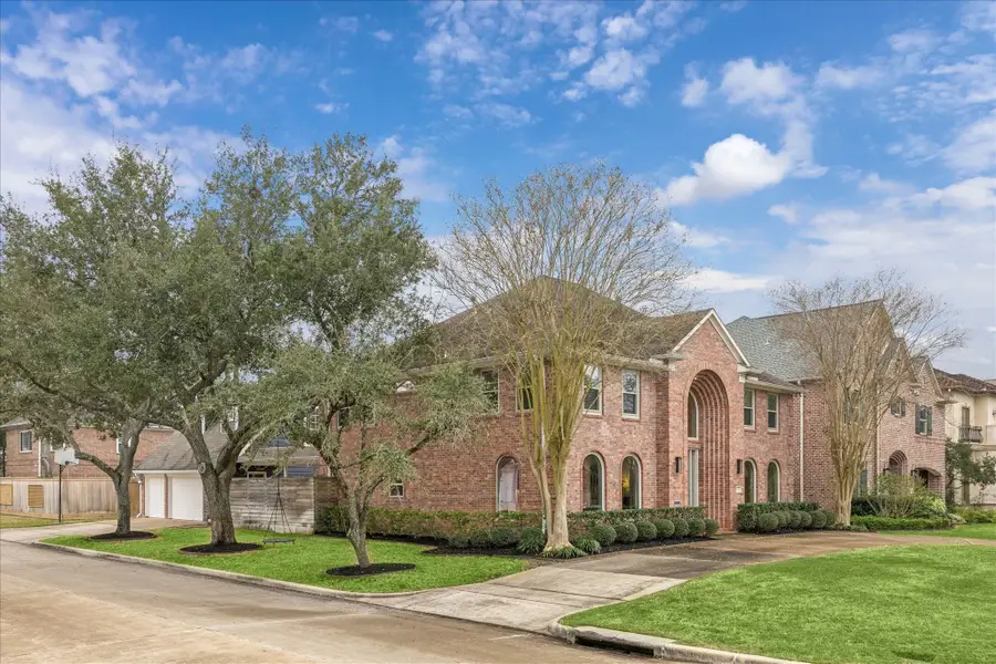 5201 Grand Lake, Bellaire, TX 77401 - Image #2