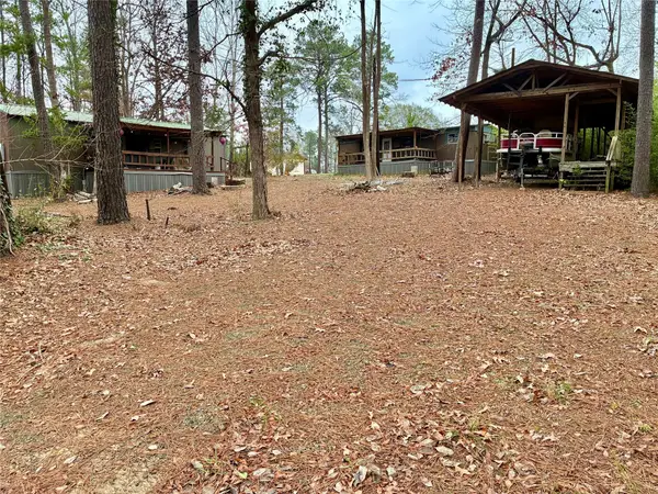 170 Lydia Street, Hemphill, TX 75948