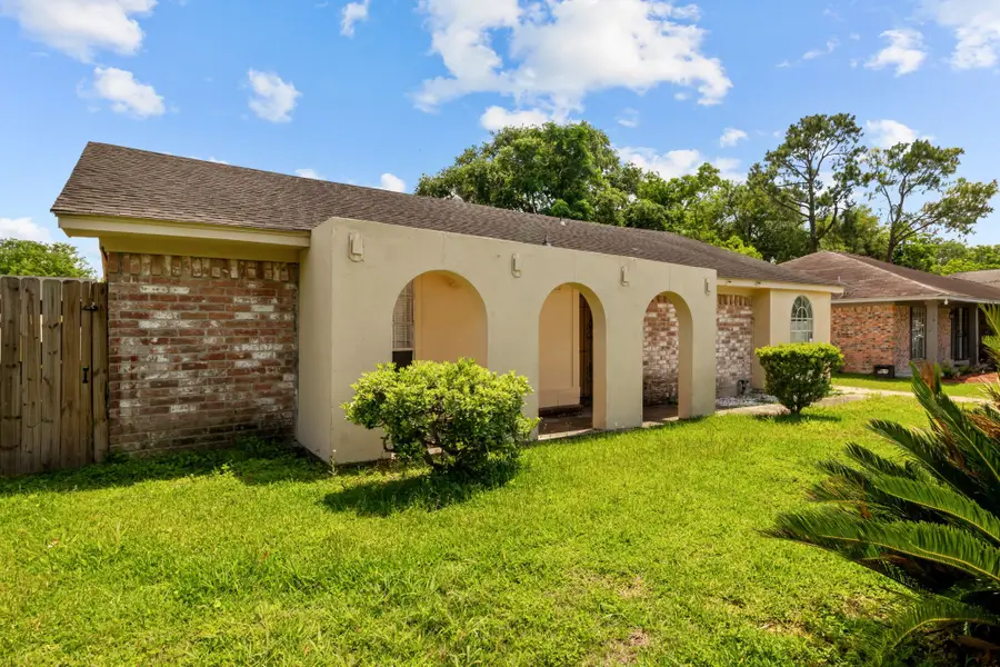 6619 Indian Lake Drive, Stafford Missouri City, TX 77489 - Image #3