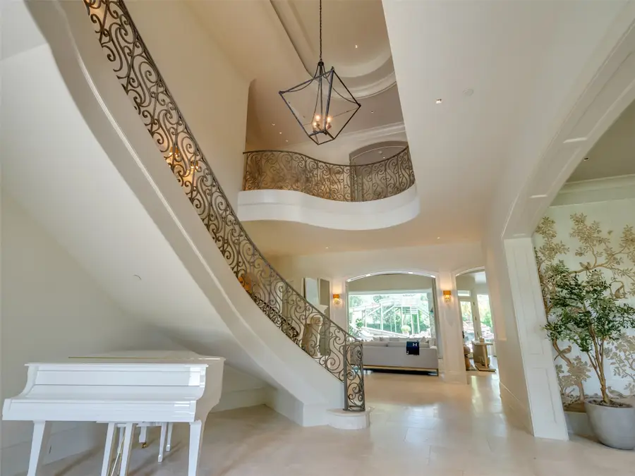 11527 Green Oaks Drive, Houston, TX 77024 - #3