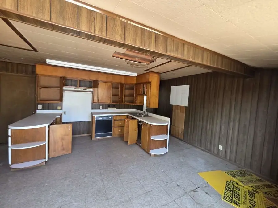 110 W Southland Avenue, Electra, TX 76360 - #3