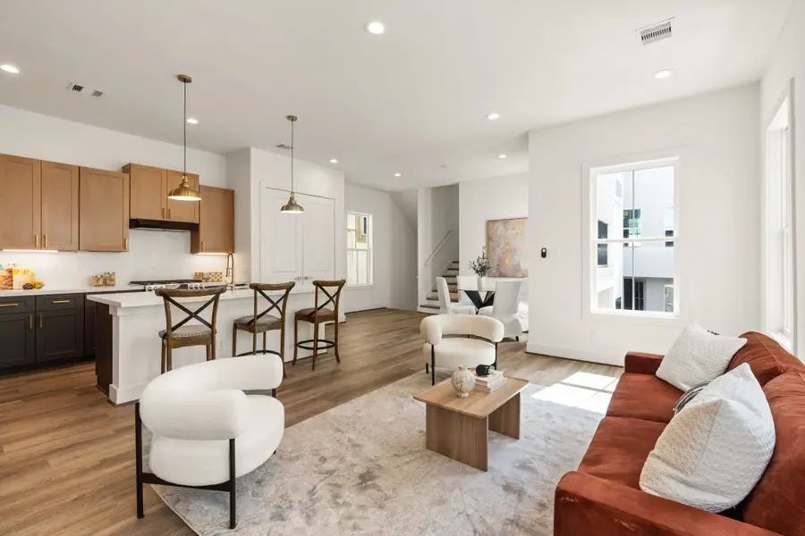 1142 W 16th Street, Houston, TX 77008 - #2