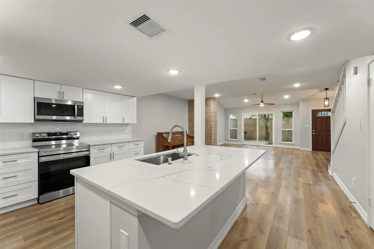 710 Country Place Drive #G, Houston, TX 77079 - Image #1