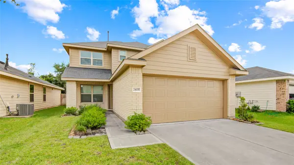 24035 Wandering Brook Drive, Hockley, TX 77447