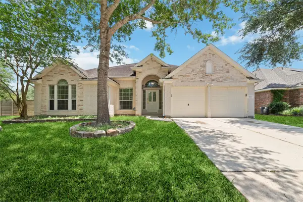 8122 Dune Brook Drive, Houston, TX 77089