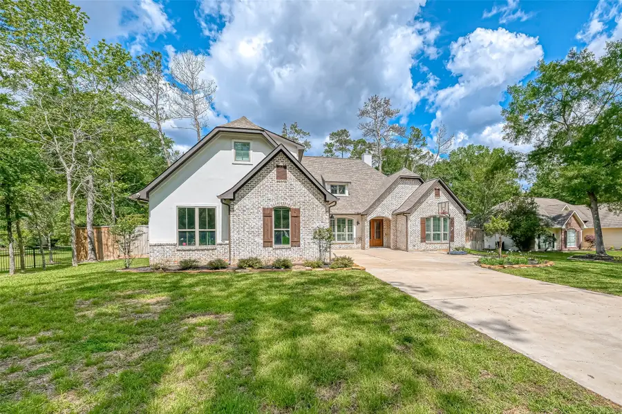 2407 Chantilly Lane Lane, Conroe, TX 77384 - #2