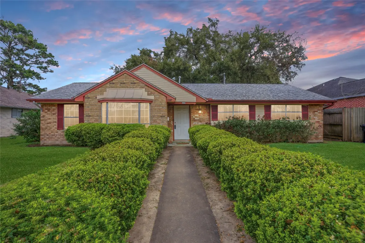 8307 Coastway Lane, Houston, TX 77075 - #1