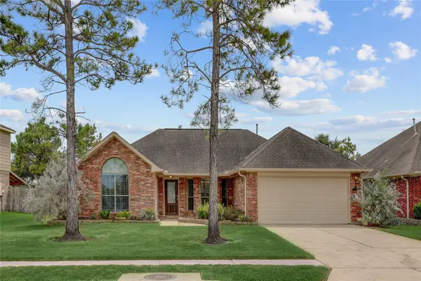 2818 J R Drive, Manvel, TX 77578