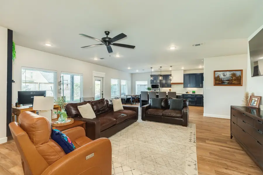 2 Greystone Court, Angleton, TX 77515 - #2