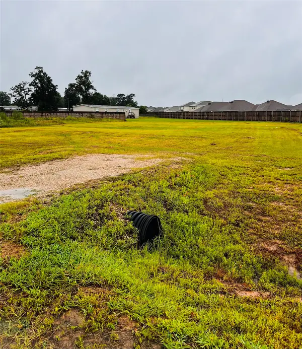 511 Ashlawn Drive, Conroe, TX 77303