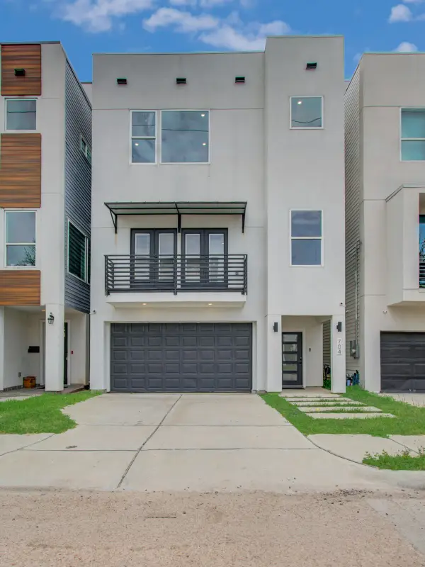 704 Gregg Street, Houston, TX 77020