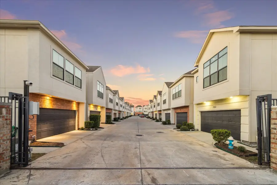 3902 Tulane Oak Drive, Houston, TX 77018 - #2