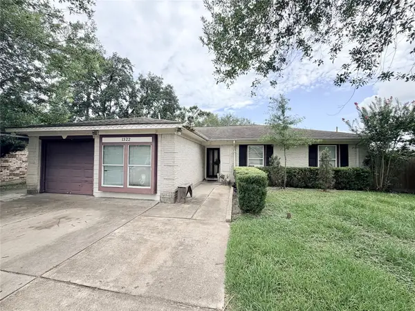 1322 Saddle Rock Drive, Houston, TX 77088