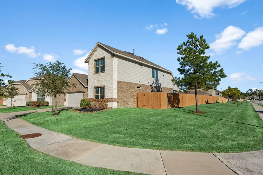 28109 Steepleridge Court, Spring, TX 77386 - Image #2