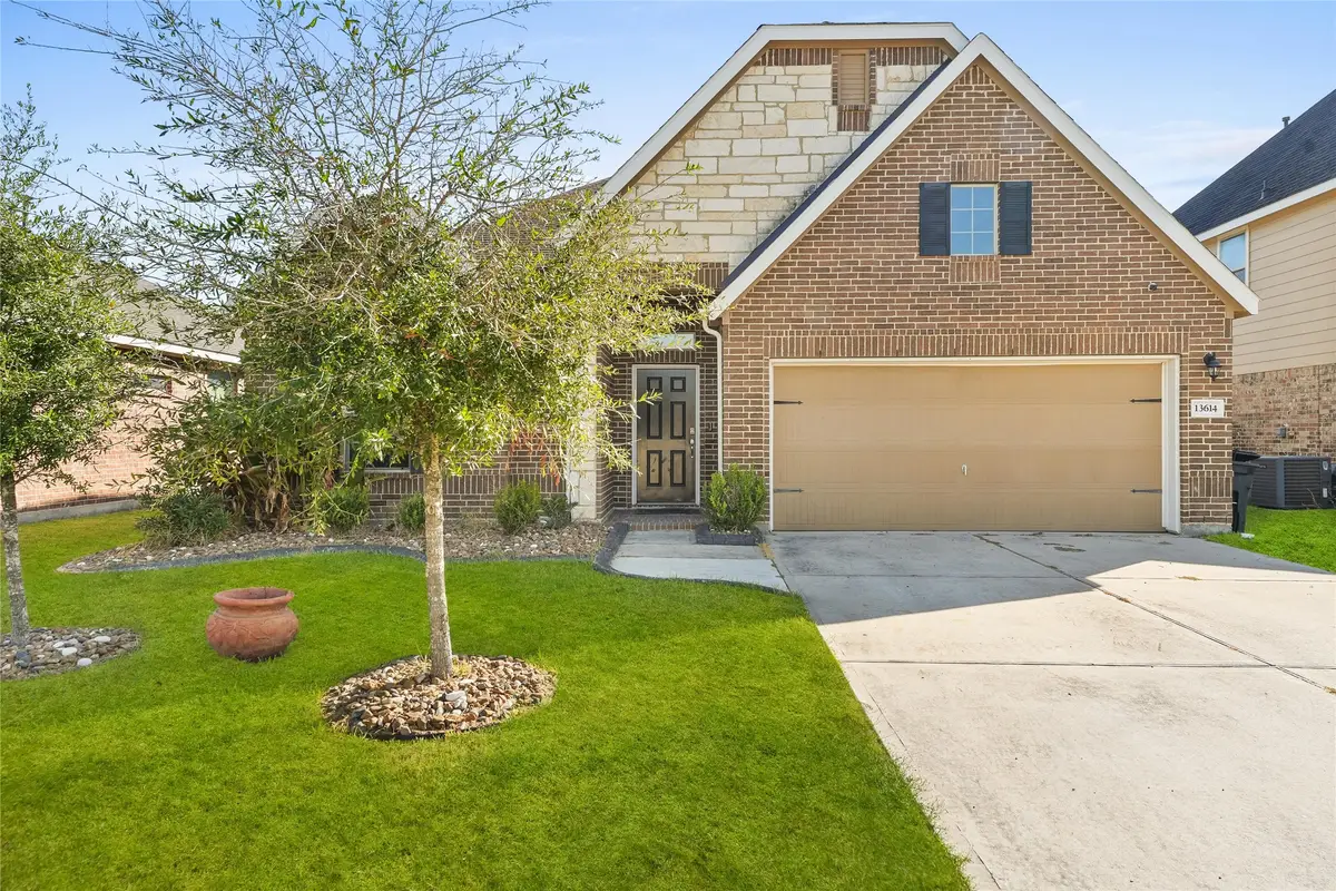13614 Spectacled Bear Lane, Crosby, TX 77532 - Image #1