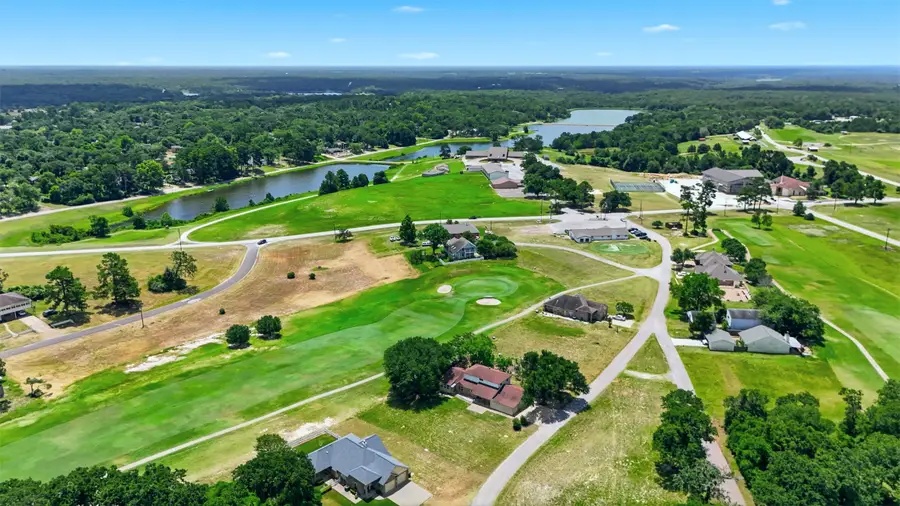 22 Patio Drive, Hilltop Lakes, TX 77871 - #2