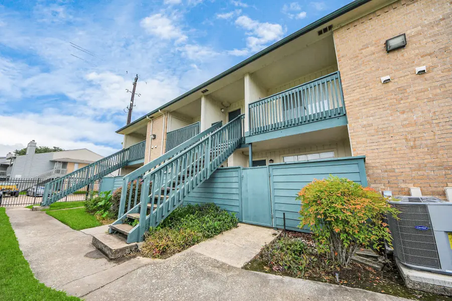 250 El Dorado Boulevard #204, Webster, TX 77598 - #2