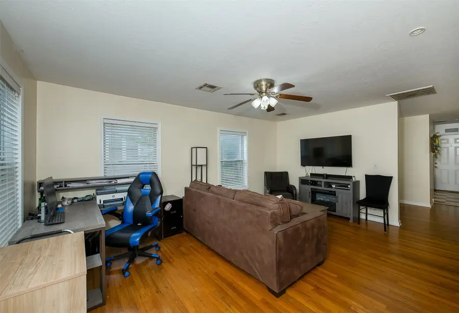 802 Tx-21 W, Caldwell, TX 77836 - #3