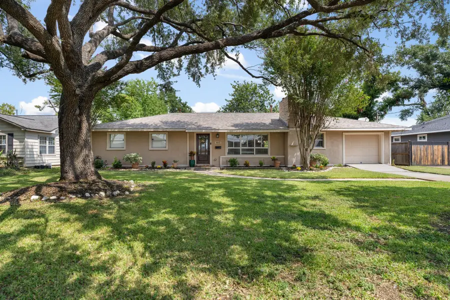 4602 Randwick Drive, Houston, TX 77092 - Image #3