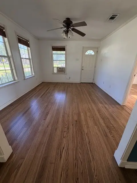 732 4th Street, Sealy, TX 77474 - #2