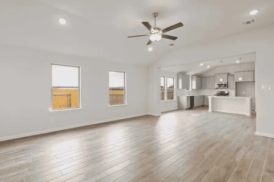 8314 Amethyst Valley Lane, Angleton, TX 77515 - Image #2