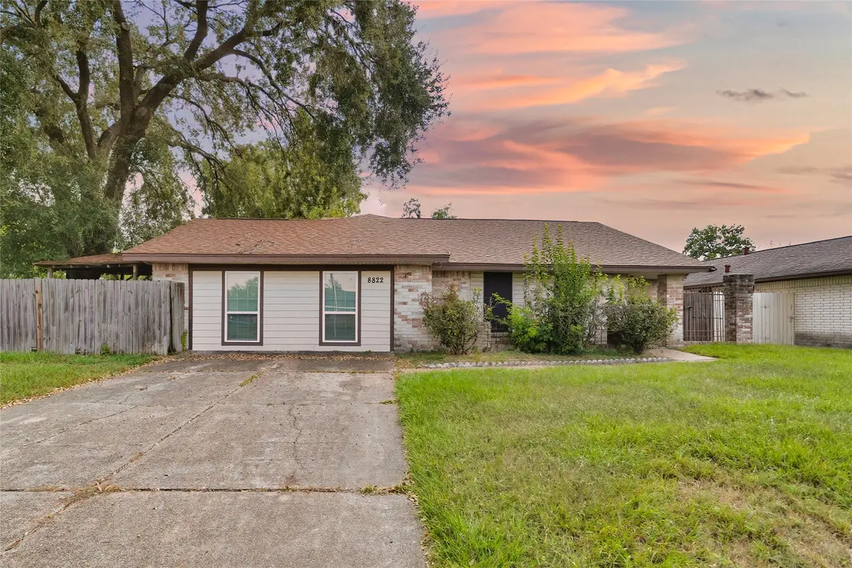 8822 Ryton Lane, Houston, TX 77088 - #1