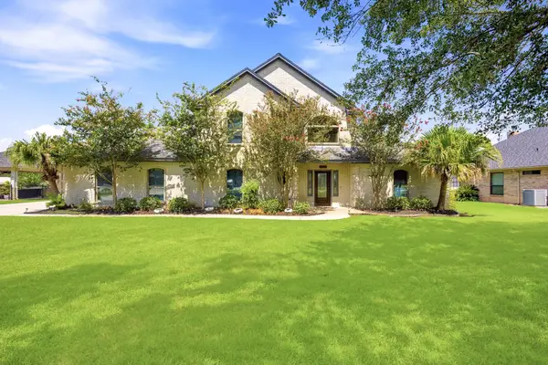 1606 Bayou Breeze Drive, Baytown, TX 77523