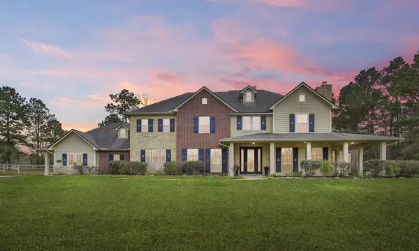 26231 Crown Ranch Boulevard, Montgomery, TX 77316