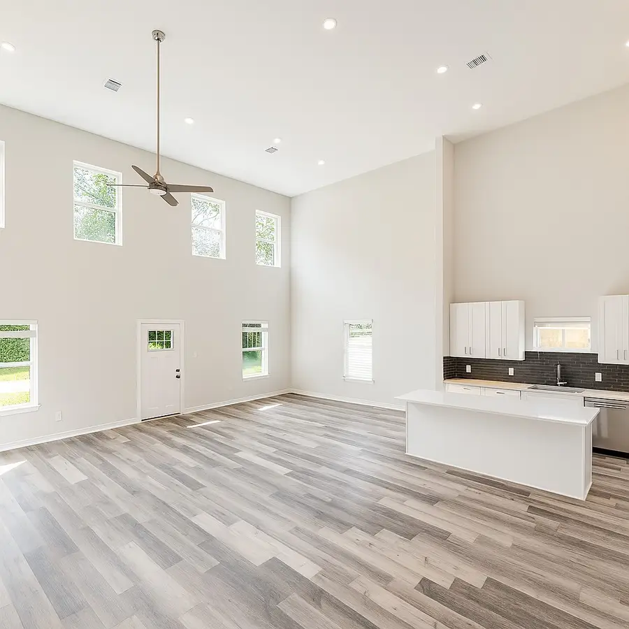 15882 Sycamore Drive, Montgomery, TX 77356 - Image #3