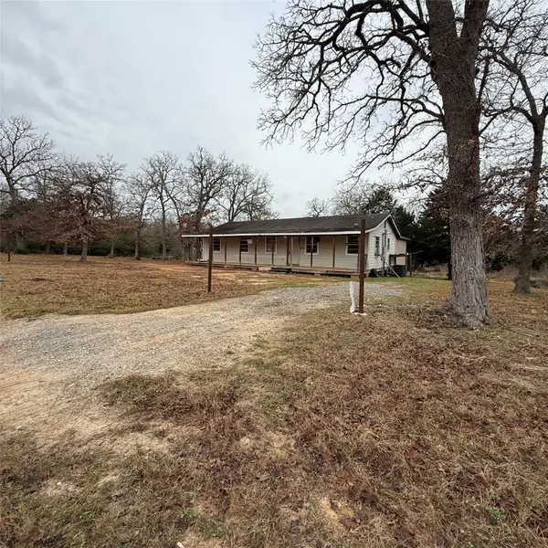 26113 Tyler Park, Bedias, TX 77831