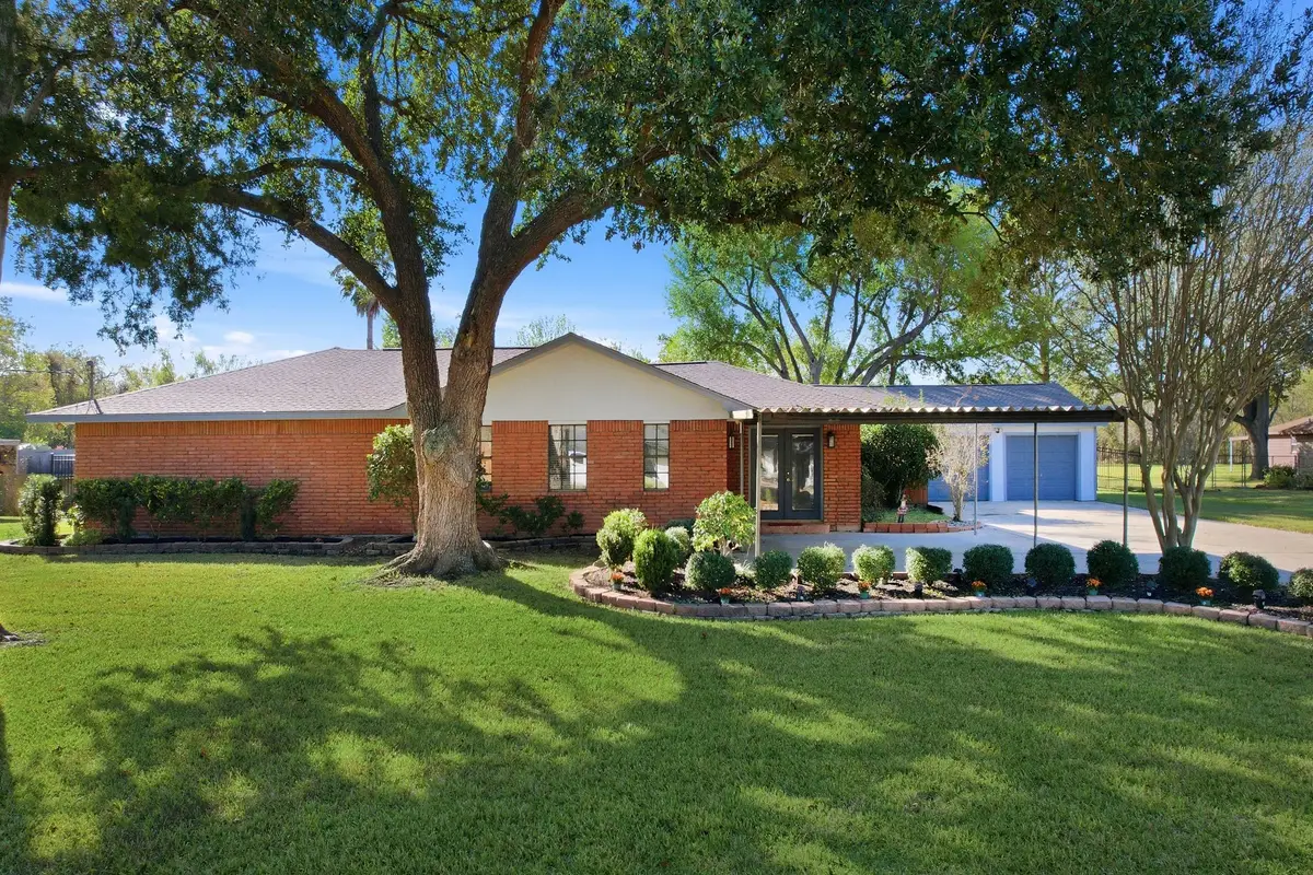 3809 Hardin Road, Baytown, TX 77521 - Image #1