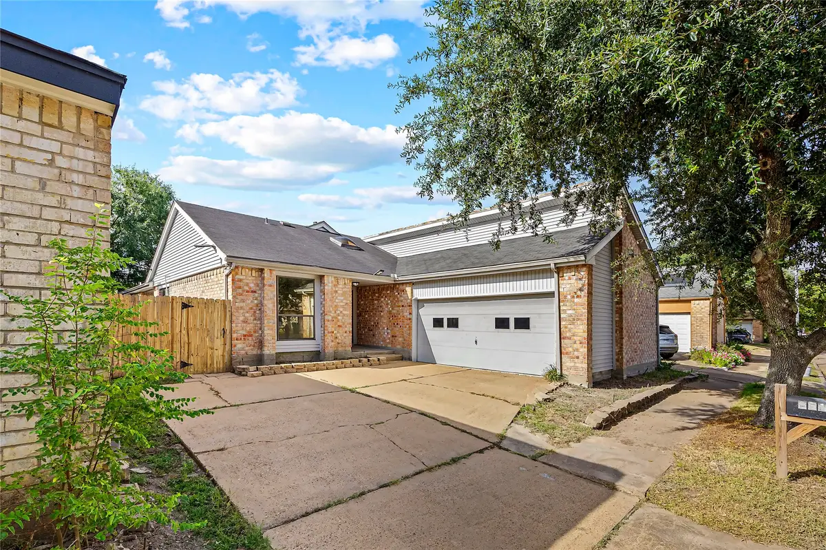 8511 Fawn Terrace Drive, Houston, TX 77071 - #1