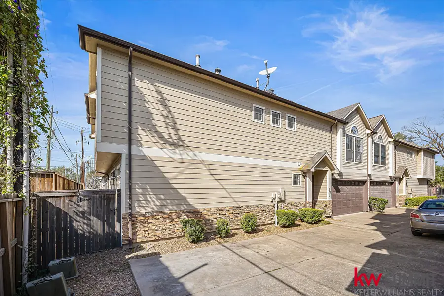 2410 Calumet Street #B, Houston, TX 77004 - #3