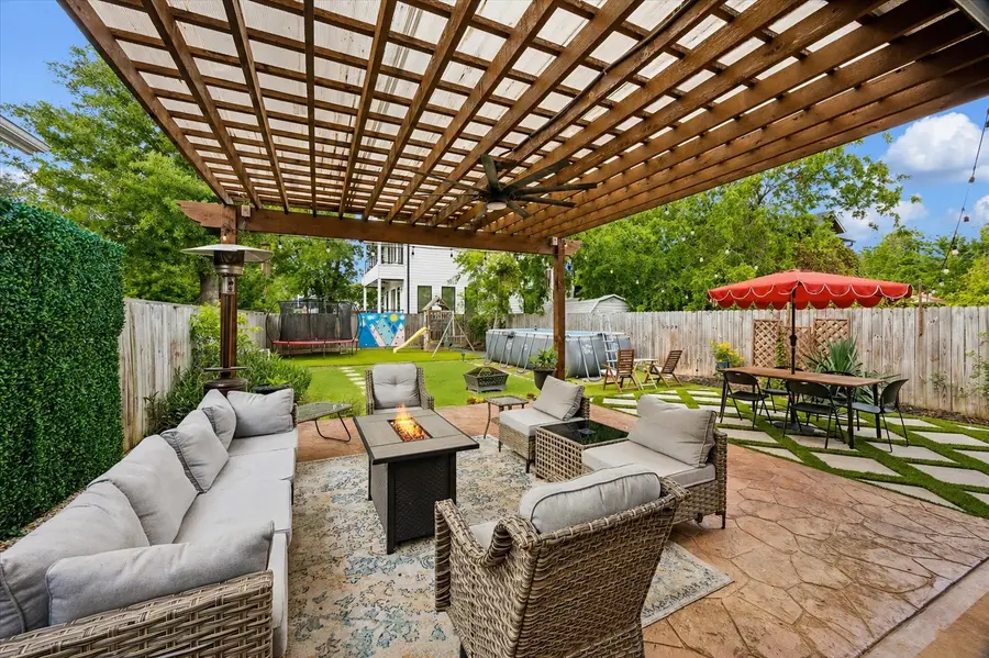 1007 E 32nd Street, Houston, TX 77022 - #2