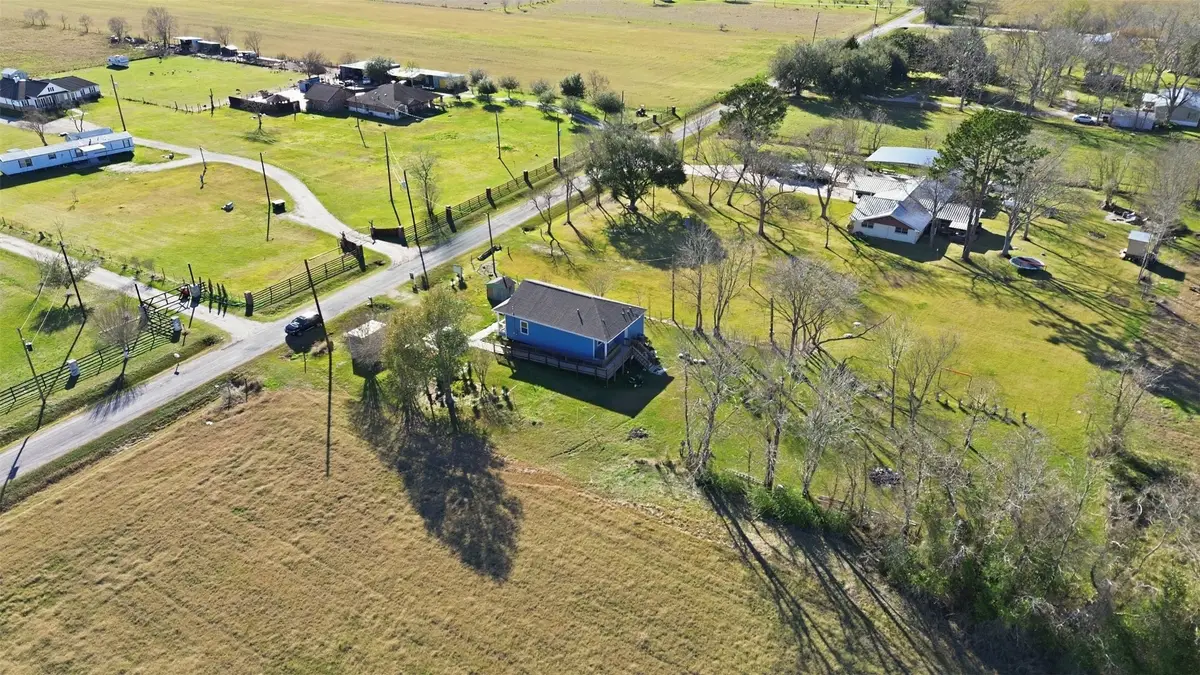 7472 County Road 605, Dayton, TX 77535 - Image #1