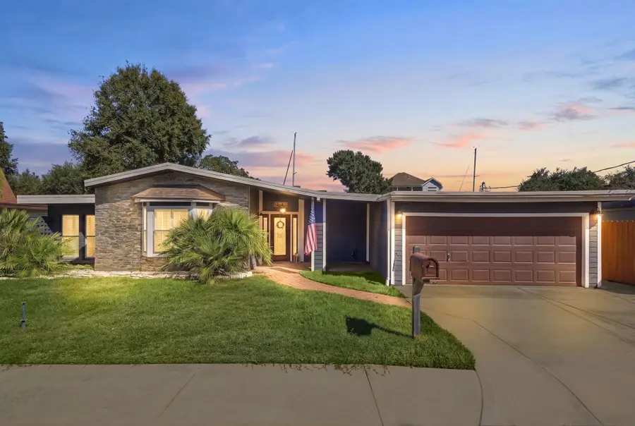 10 Harbor Lane, Kemah, TX 77565 - #2