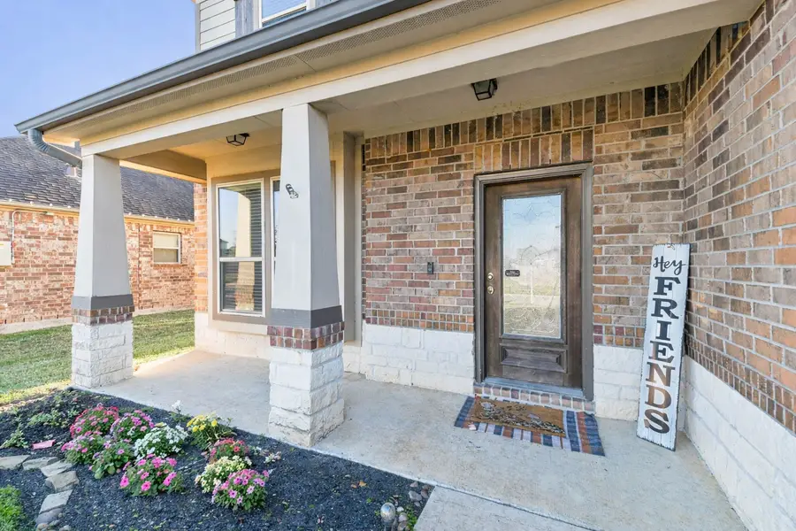 405 Lake Line Drive, Alvin, TX 77511 - Image #2