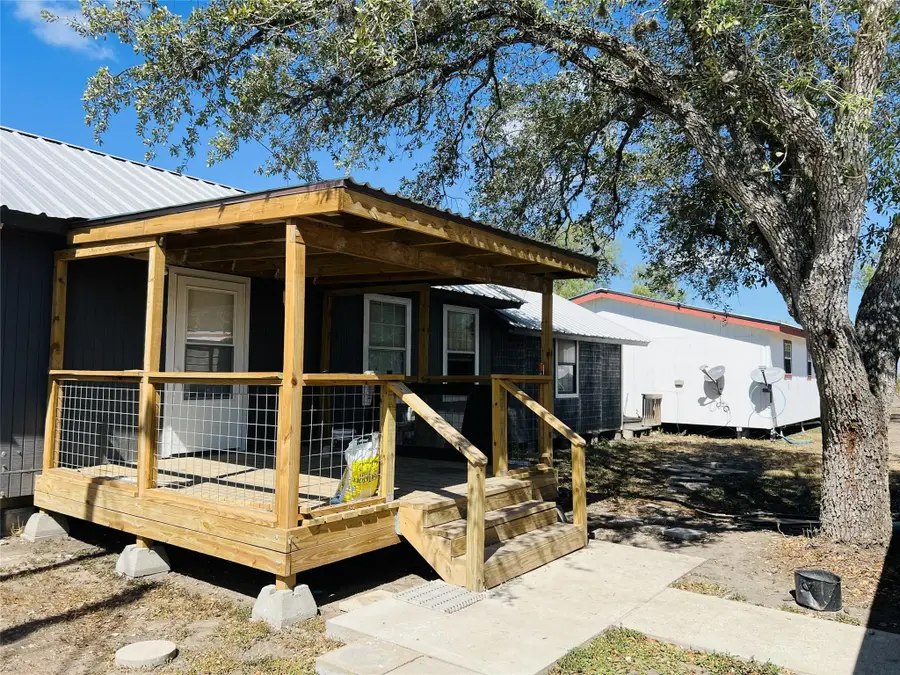 321 County Road 310, Orange Grove, TX 78372 - Image #3