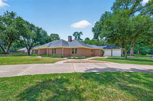 18903 Grosbeak Lane, Tomball, TX 77377