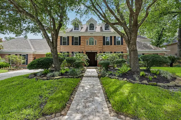 1726 Chestnut Grove Lane, Houston, TX 77345