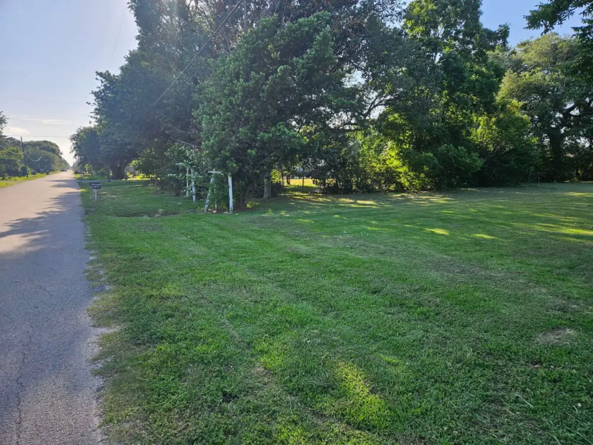 701 San Jacinto Avenue, Port Arthur, TX 77642 - #1