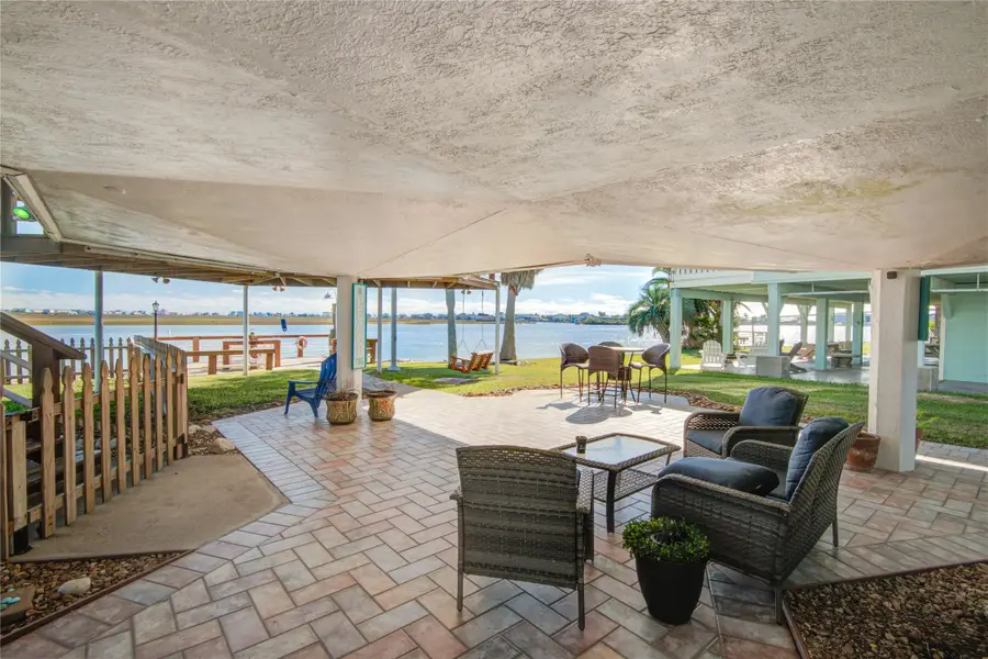 83 Dolphin Lane, Freeport, TX 77541 - Image #3