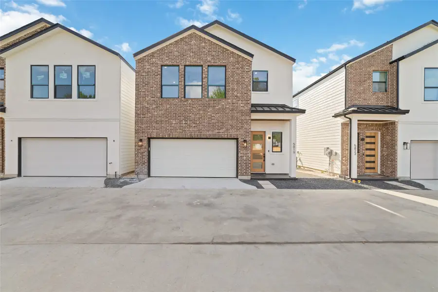 5811 Outer Banks Street, Houston, TX 77091 - #2