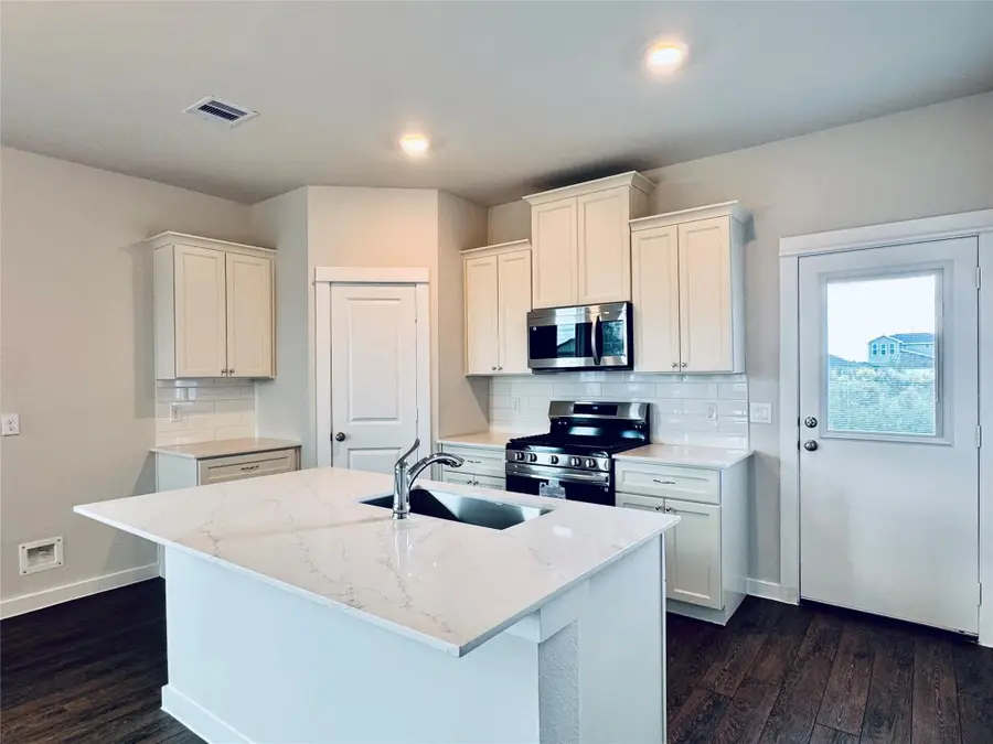 111 County Road 5102 B, Cleveland, TX 77327 - #3