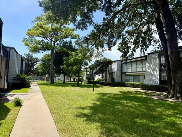 10183 Beekman Place Drive, Houston, TX 77043