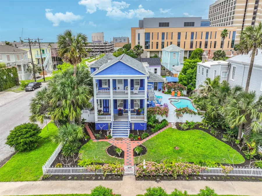 1128 Post Office Street, Galveston, TX 77550 - #2
