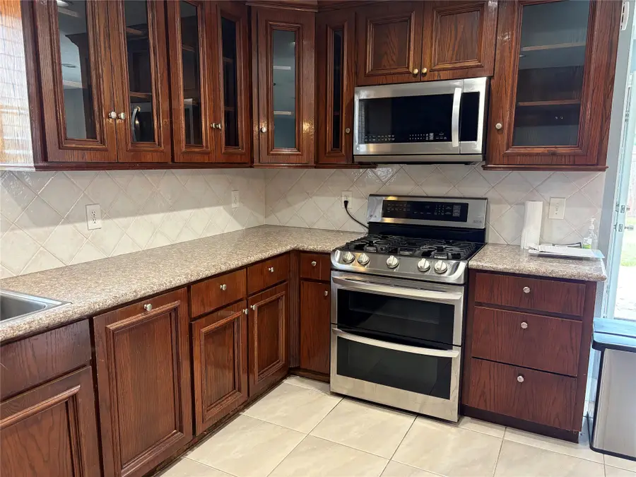 207 Parliament Drive, Houston, TX 77034 - #3