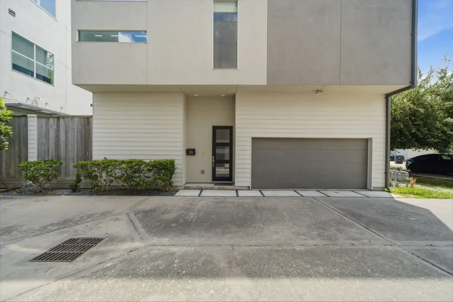 1221 W 17th Street, Houston, TX 77008 - #2