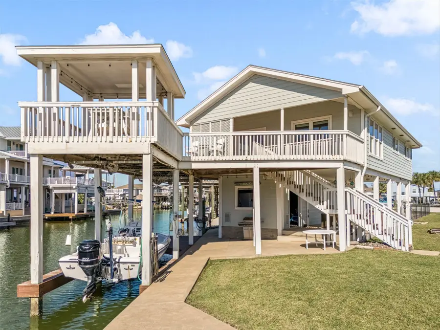 22128 Yoakum Drive, Galveston, TX 77554 - #3